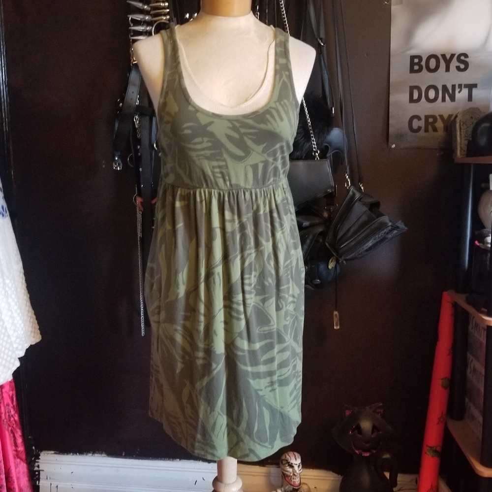 🌿Sonoma Green Leaf Print Dress🌿